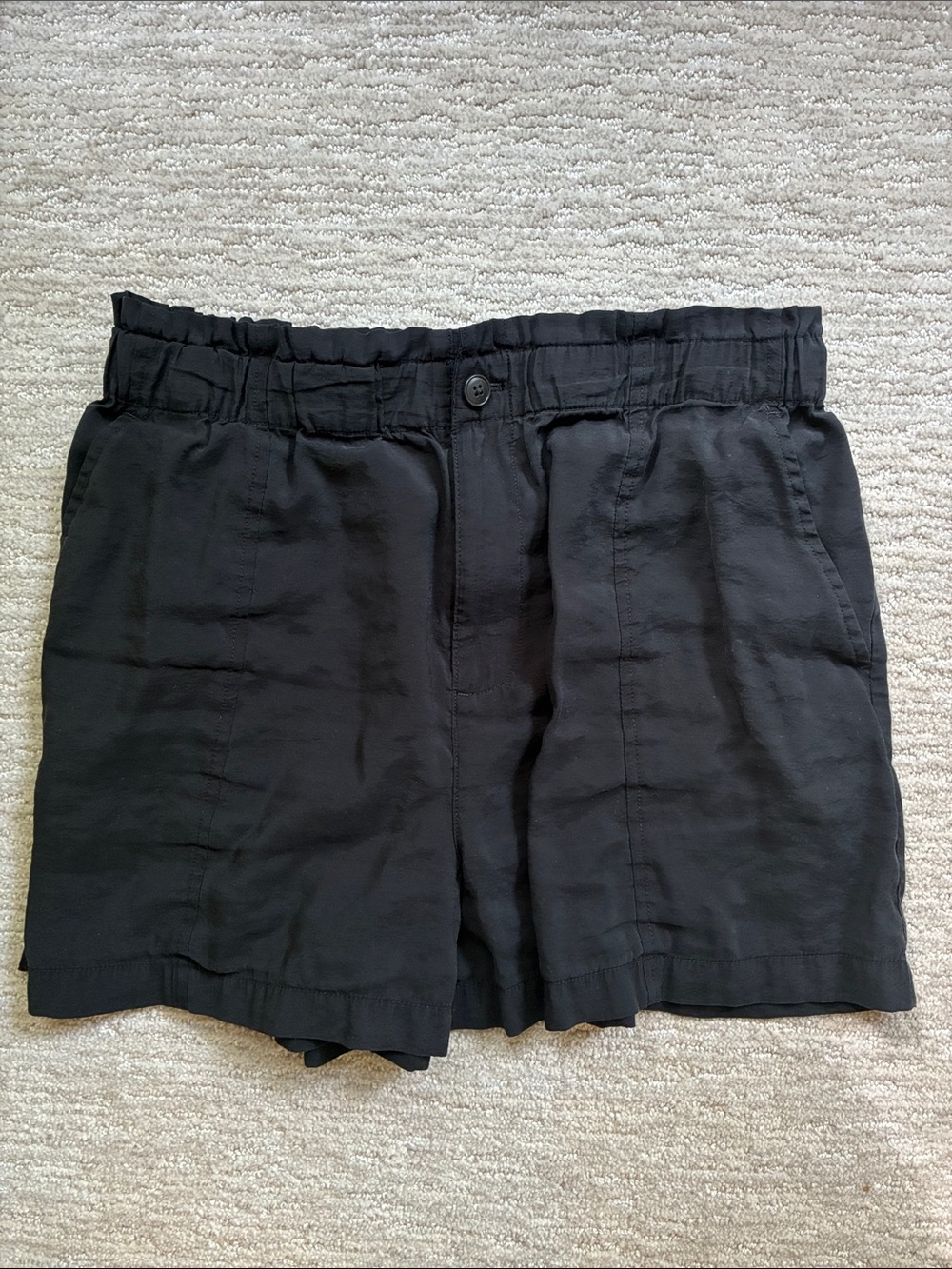 Madewell Black High-Waist Relaxed Elastic-Waist Shorts